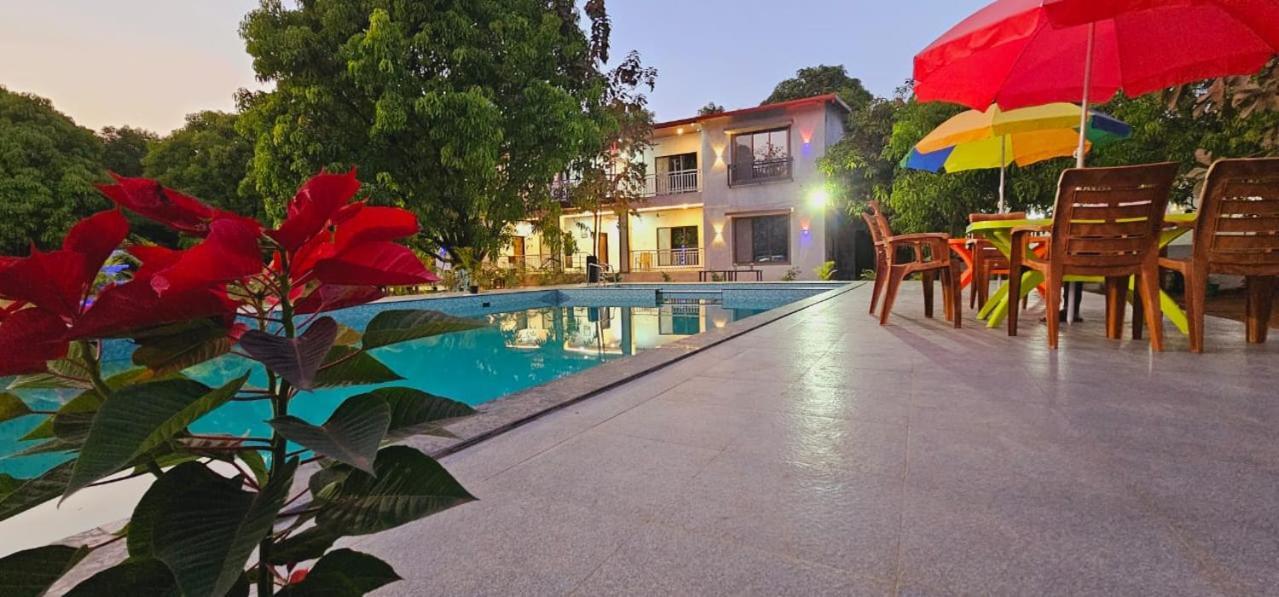 Riverland Farm And Resort Karjat Eksteriør billede