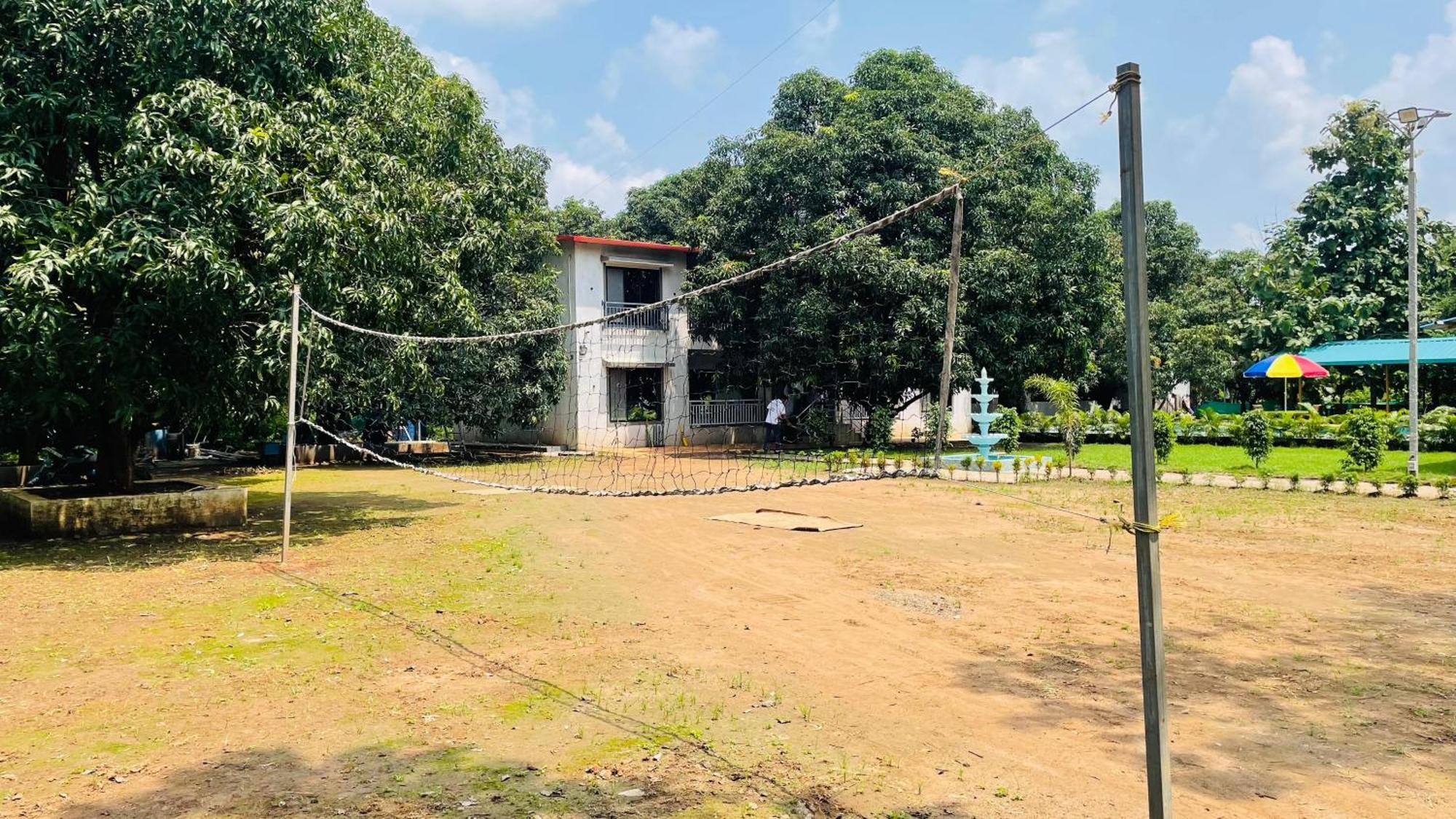 Riverland Farm And Resort Karjat Eksteriør billede