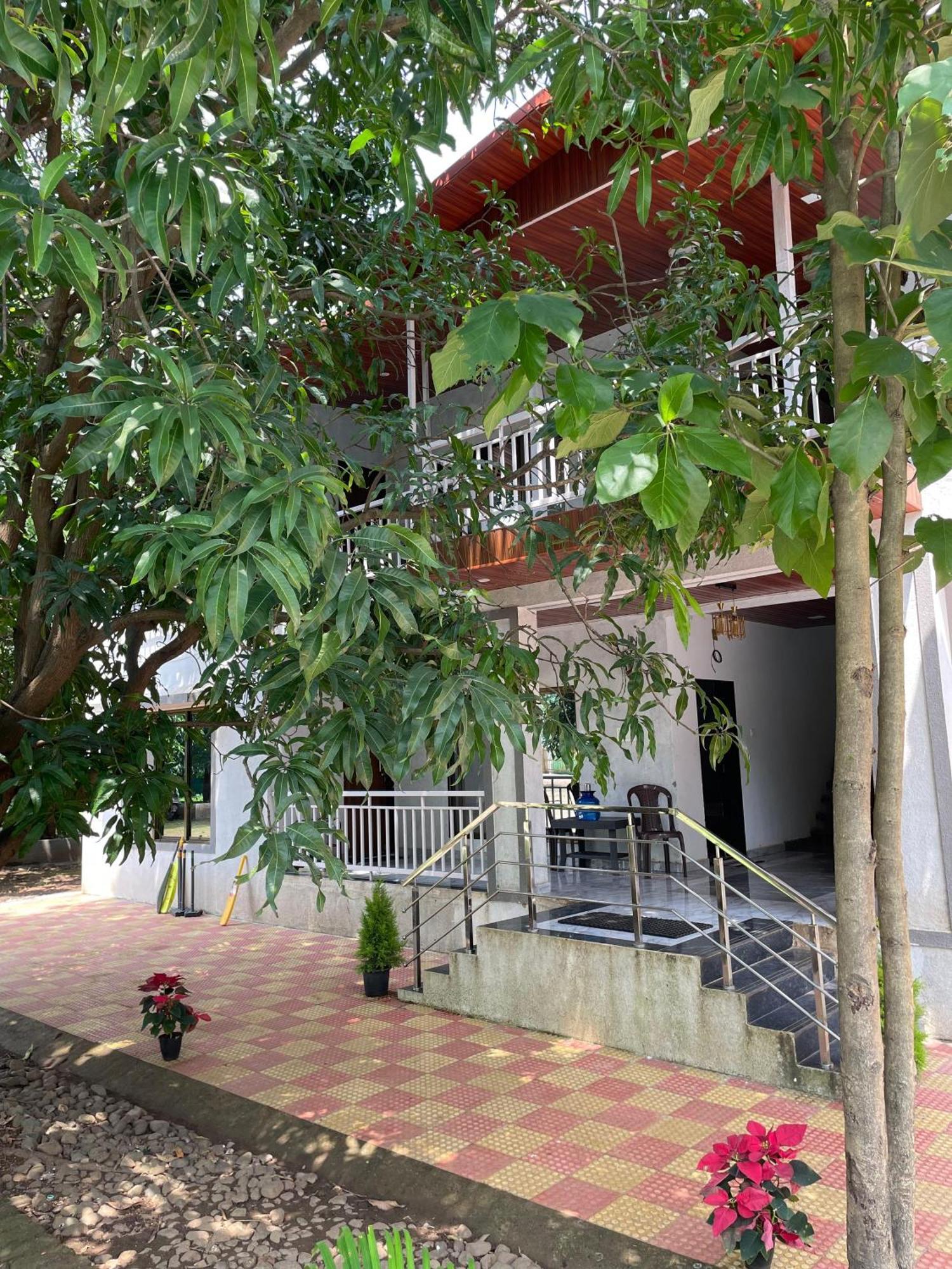 Riverland Farm And Resort Karjat Eksteriør billede
