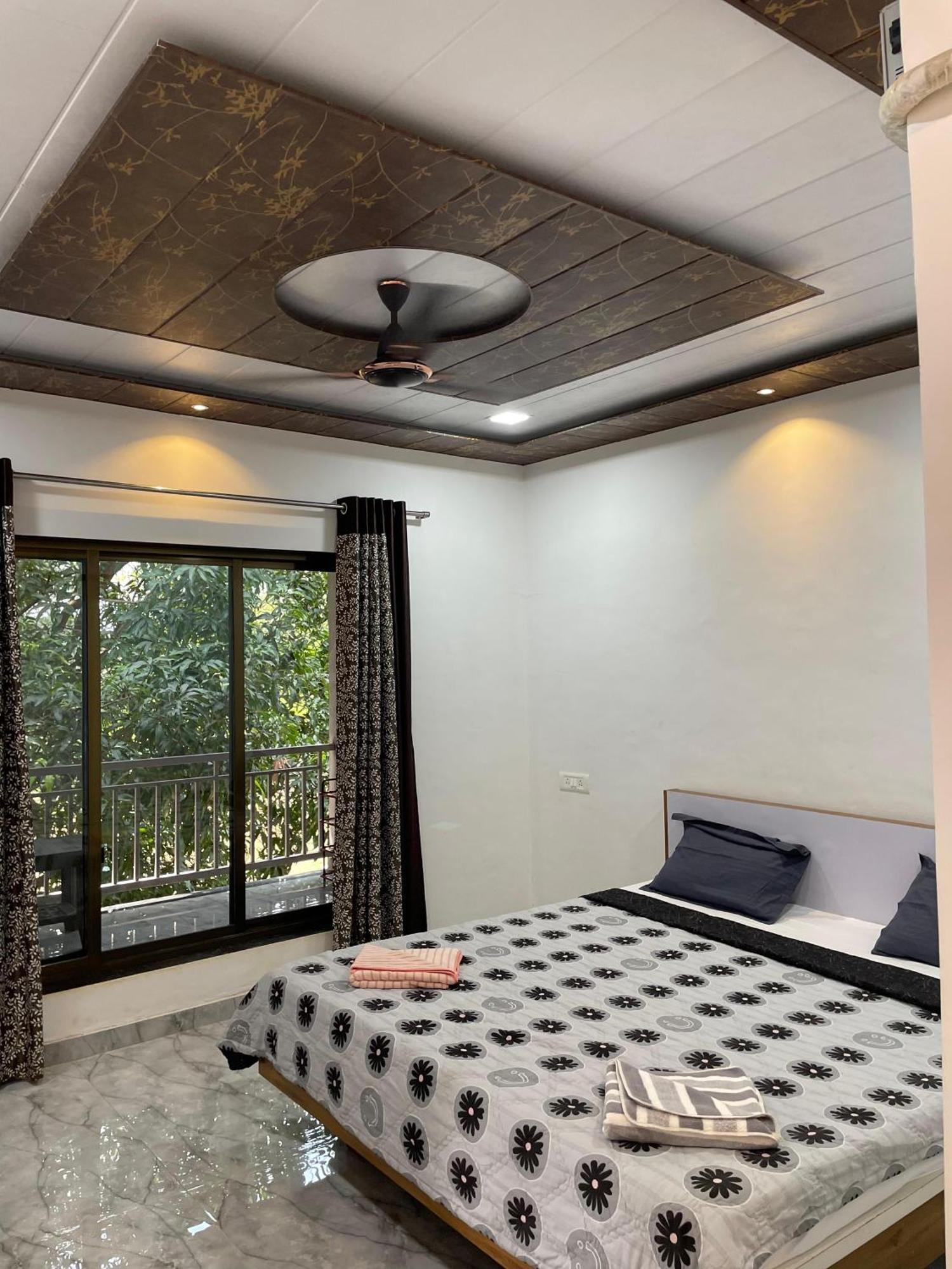 Riverland Farm And Resort Karjat Eksteriør billede