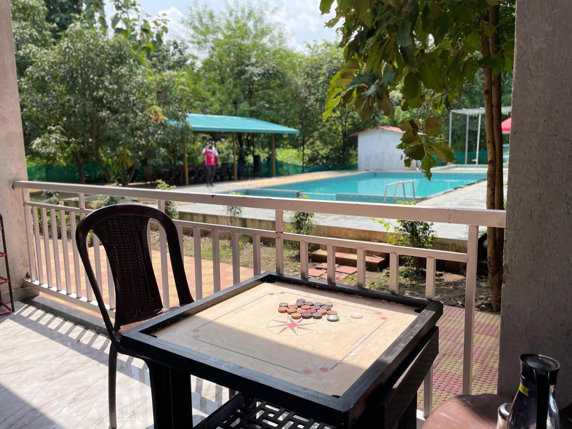 Riverland Farm And Resort Karjat Eksteriør billede