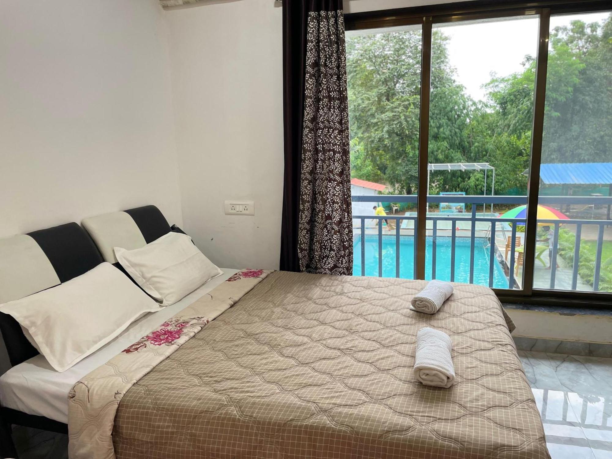 Riverland Farm And Resort Karjat Eksteriør billede
