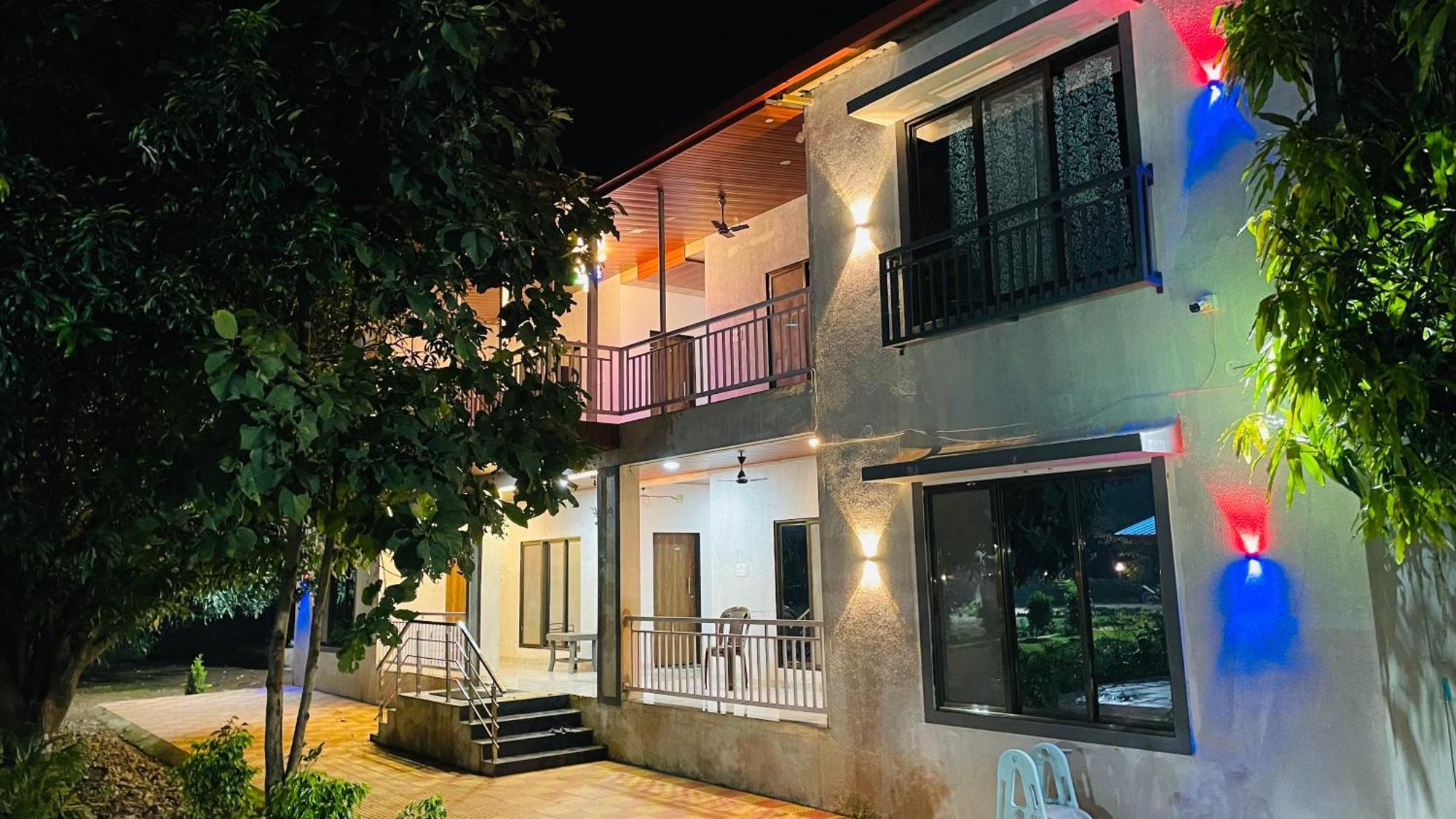 Riverland Farm And Resort Karjat Eksteriør billede