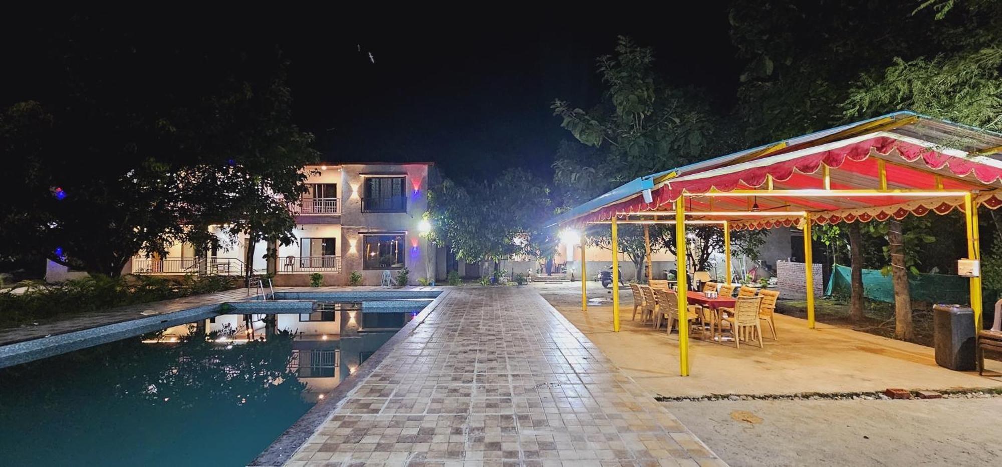 Riverland Farm And Resort Karjat Eksteriør billede